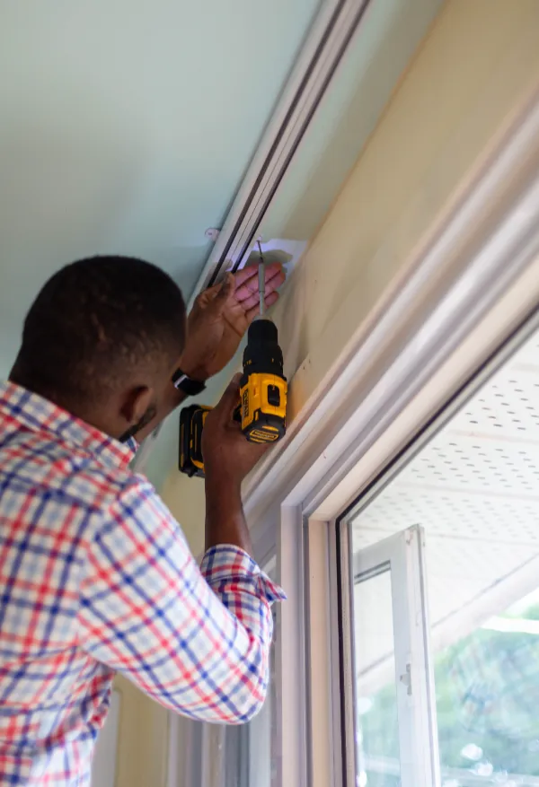 Affordable curtain installation Dubai