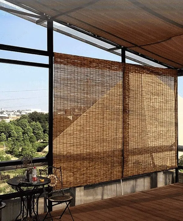 Bamboo blinds Dubai for sunny balcony